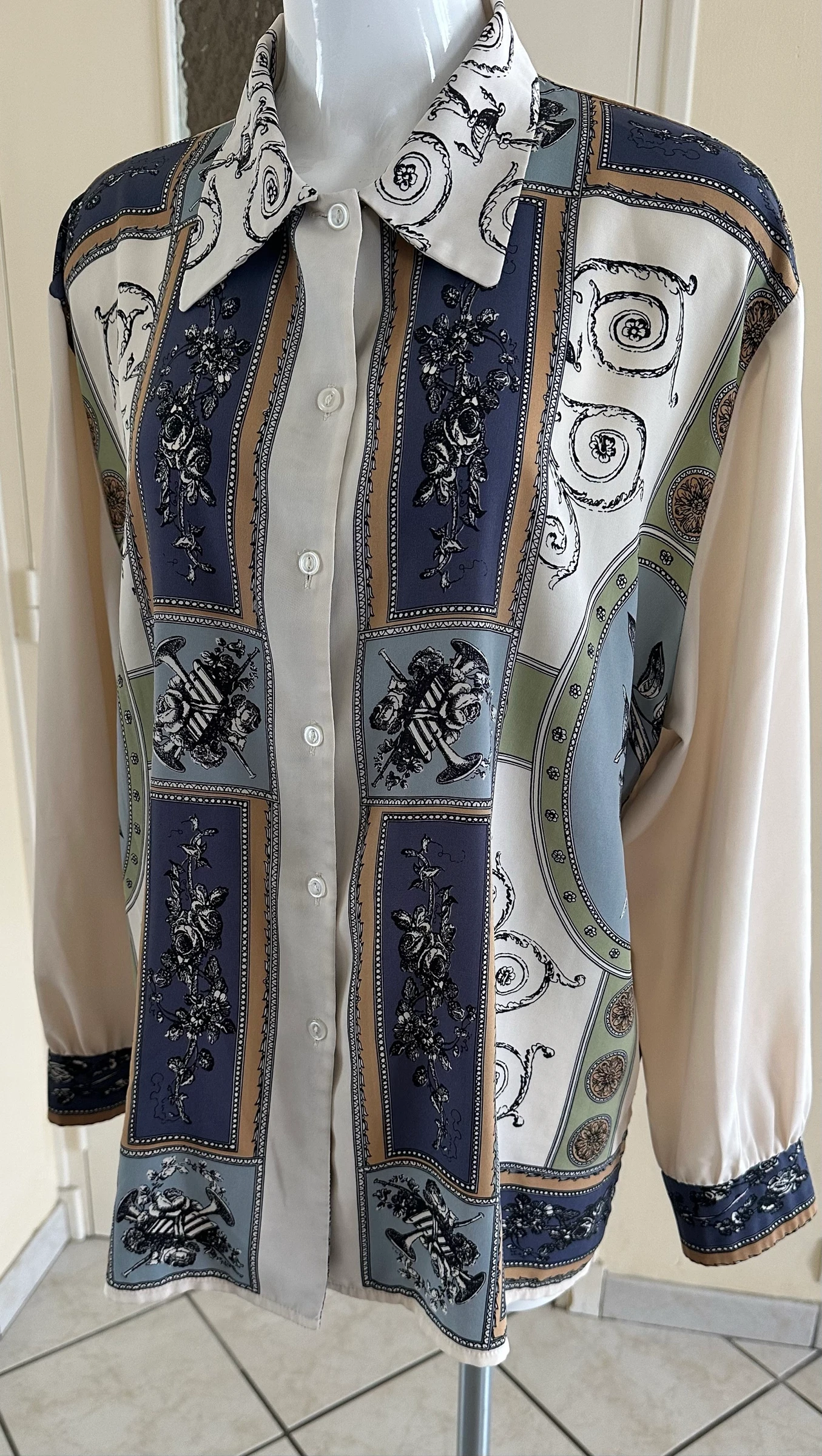Magnifique Chemise Femme Manches Longues – Élégante & Fluide – État Irréprochable – photo 5